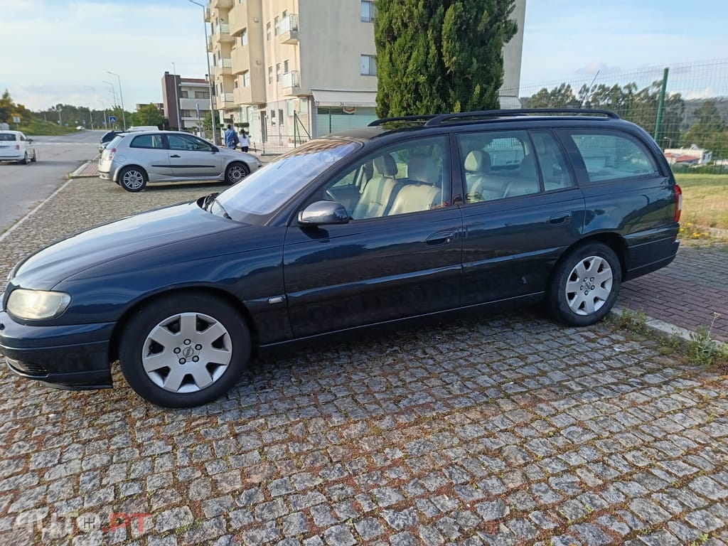Opel Omega Caravan 2.6 v6