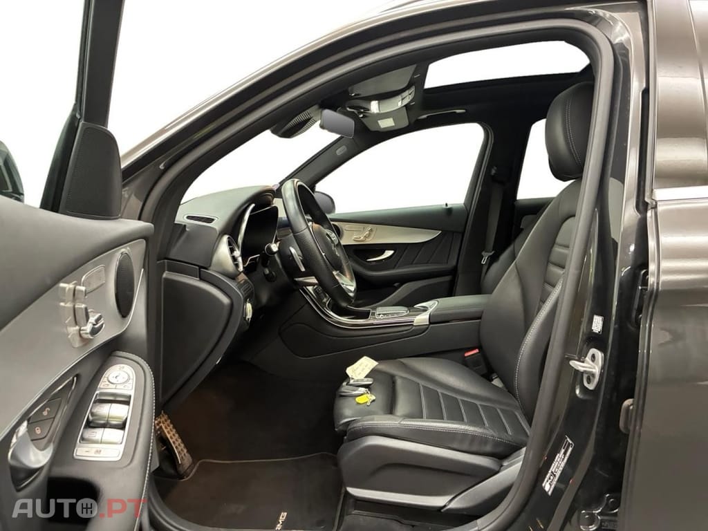 Mercedes-Benz GLC 300 de 4Matic AMG Line 9G-Tronic