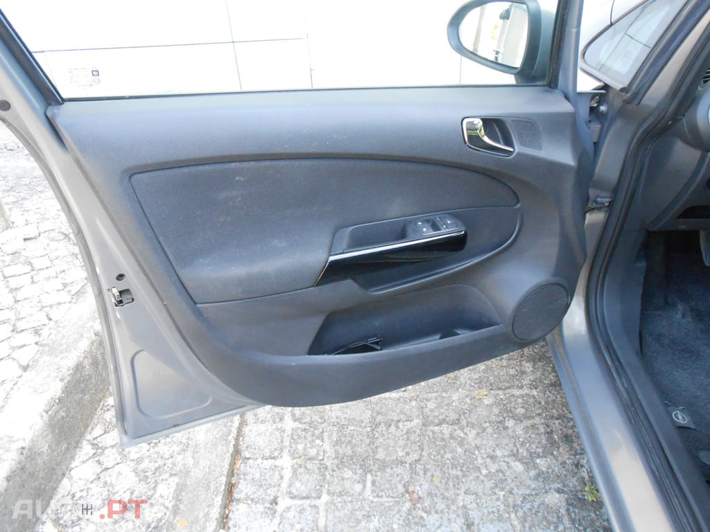 Opel Corsa 1.3 CDTI - GPS