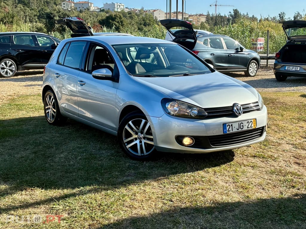 Volkswagen Golf VI 1.6 TDi Confortline