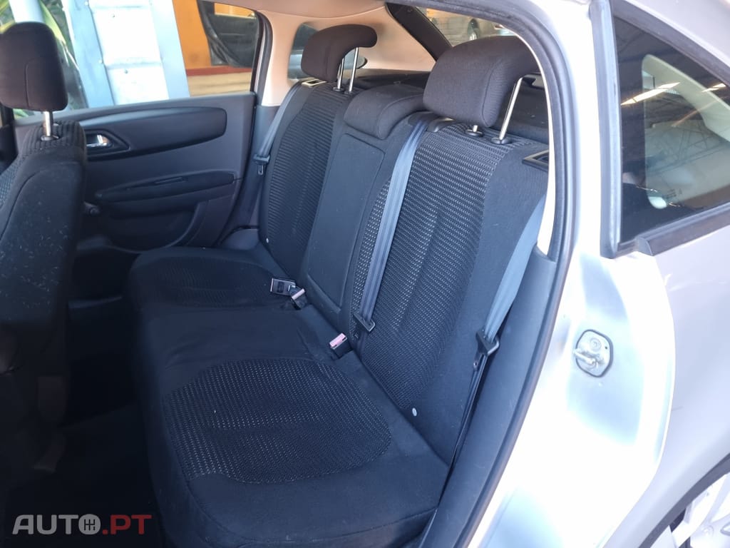 Citroen C4 1.4 16V SX
