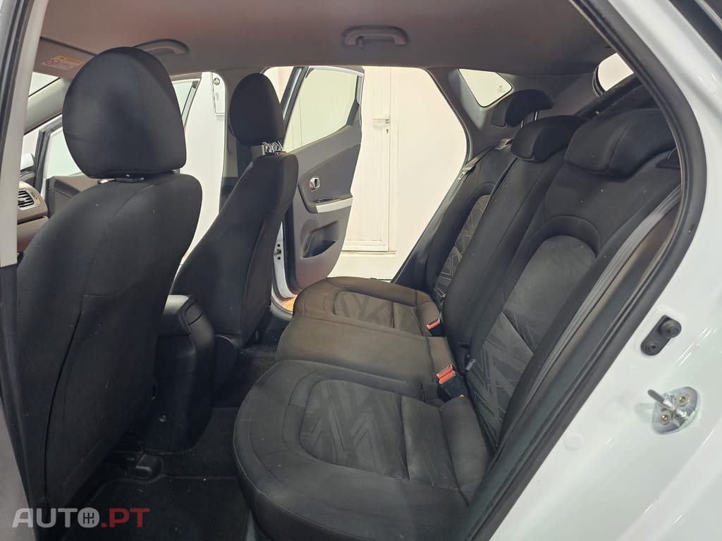 Kia Ceed 1.4 CRDi EX