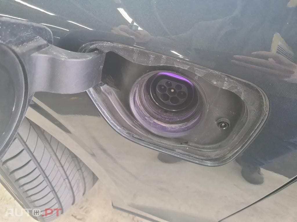Volvo V60 2.0 T8 AWD TE Momentum Plus