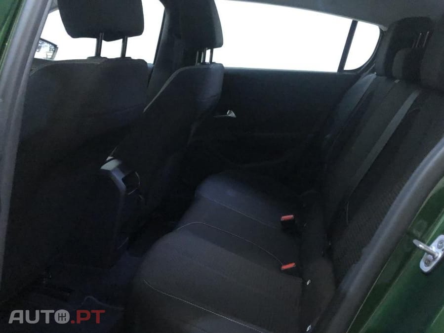 Peugeot 308 SW PureTech 130 EAT8 Active Pack
