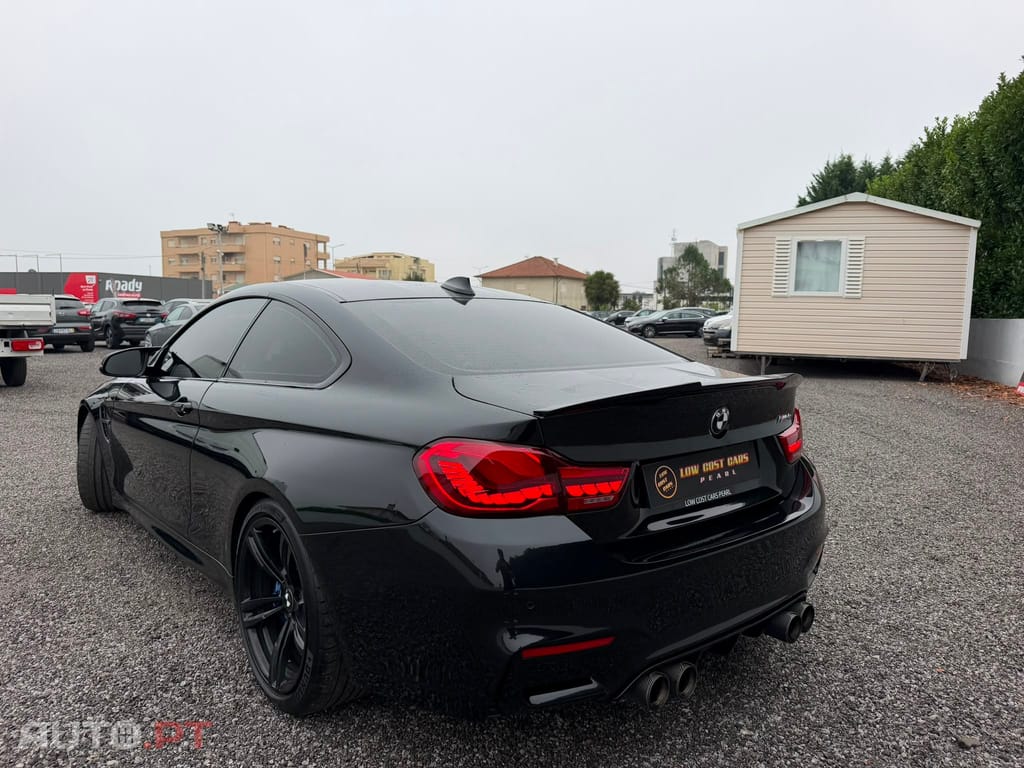 BMW M4 Auto