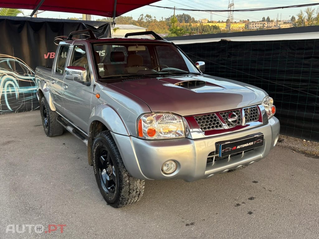 Nissan Pick Up 2.5 TD CD Look Navara