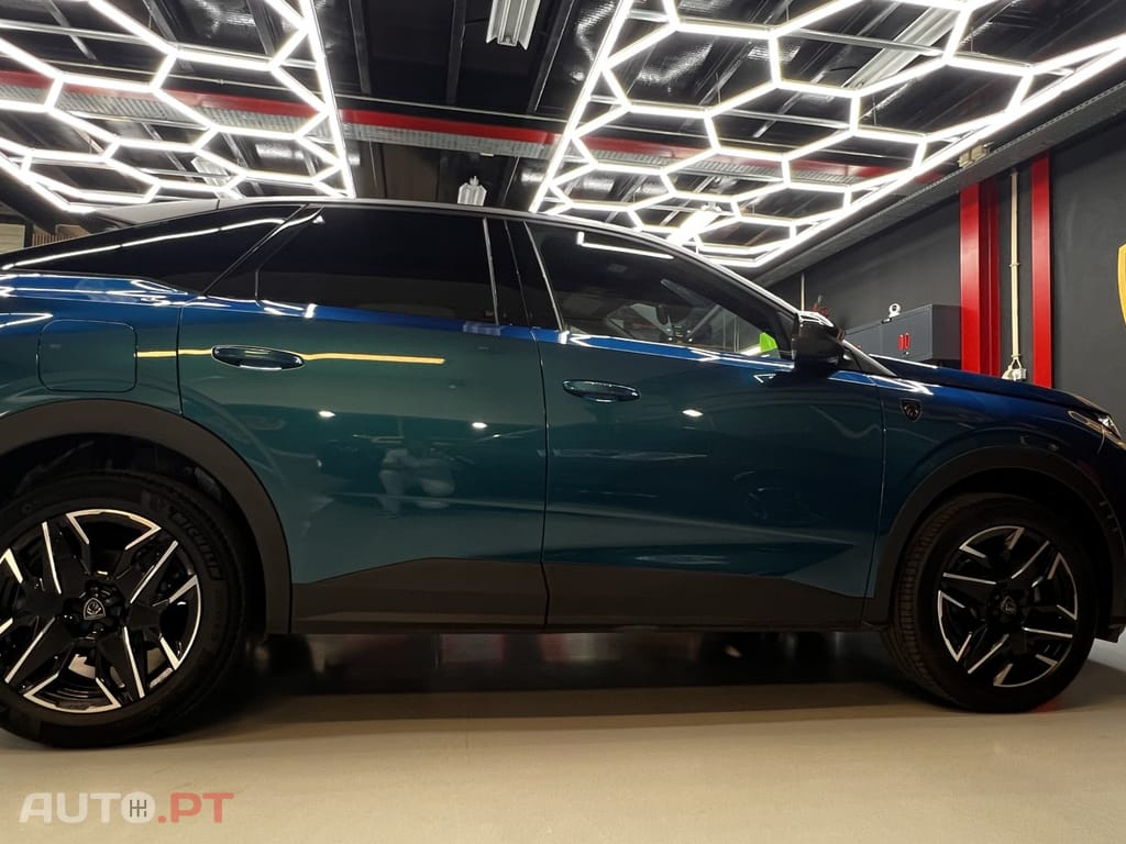 Peugeot 3008 Hybrid 145 e-DSC6 GT
