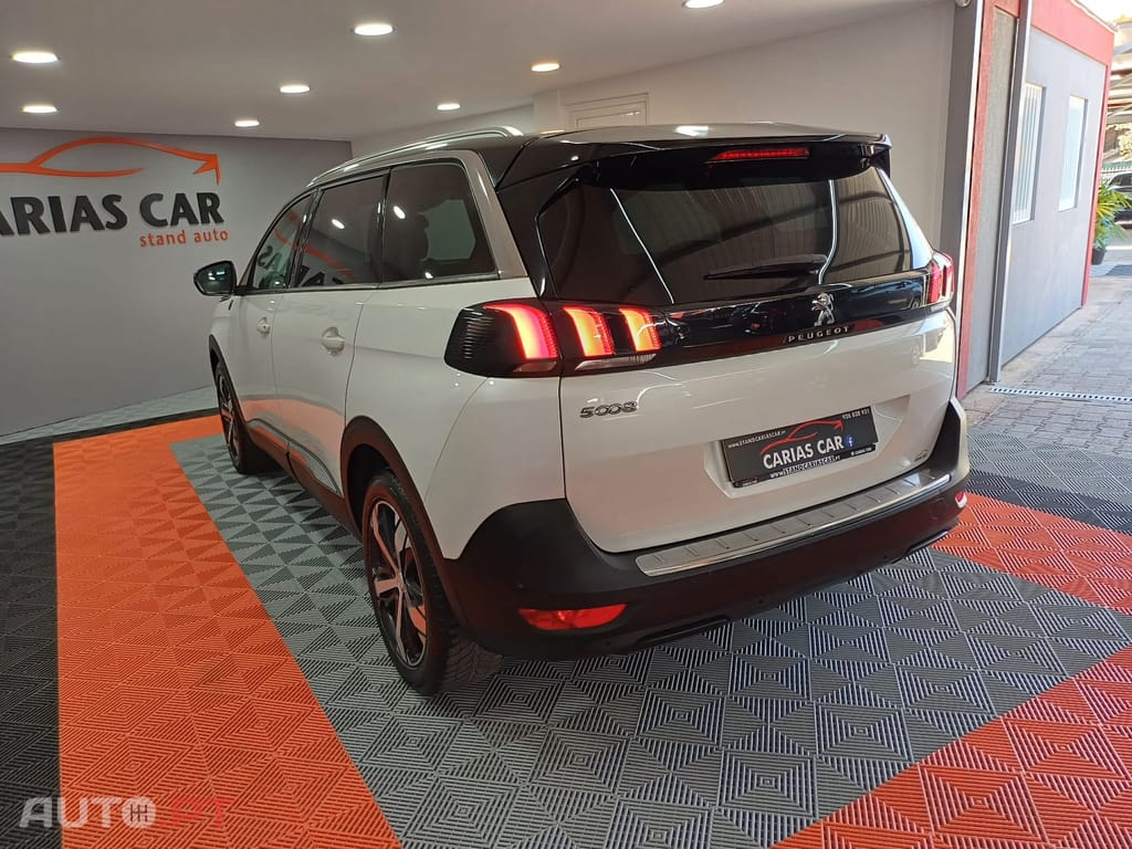 Peugeot 5008 1.2 PureTech Crossway Auto