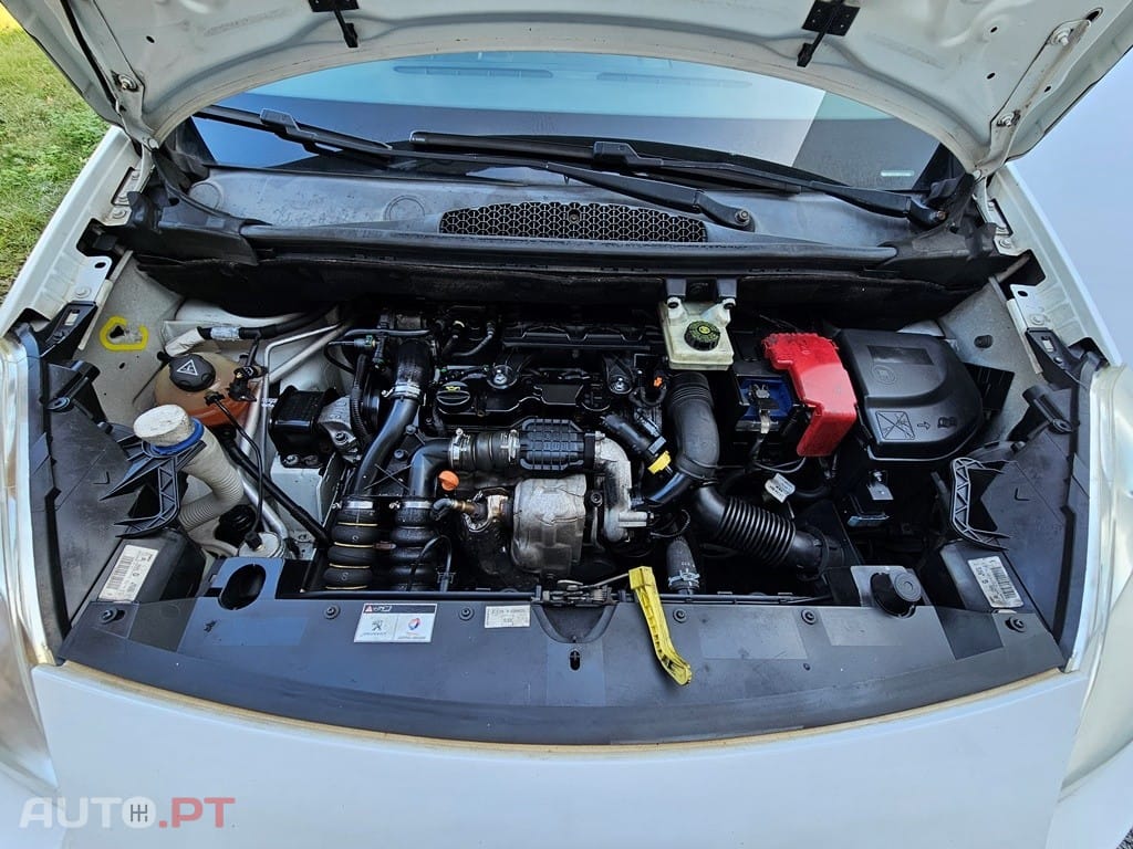 Peugeot Partner 1.6 BlueHDi L1 Pro 3L