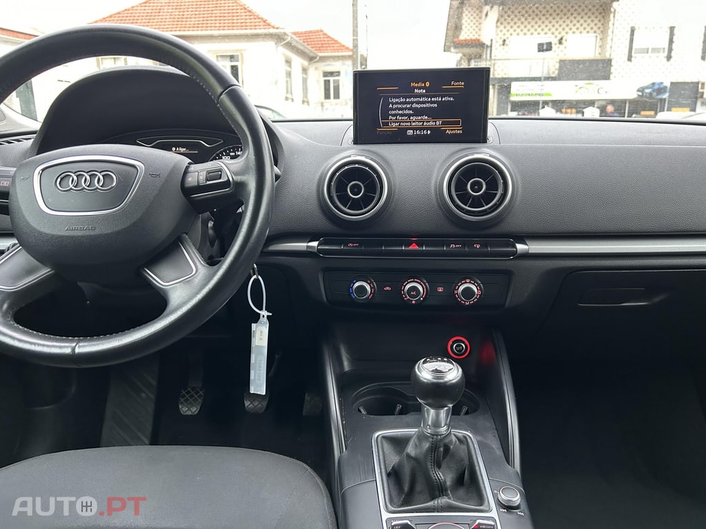 Audi A3 Limousine 1.6TDi Advance