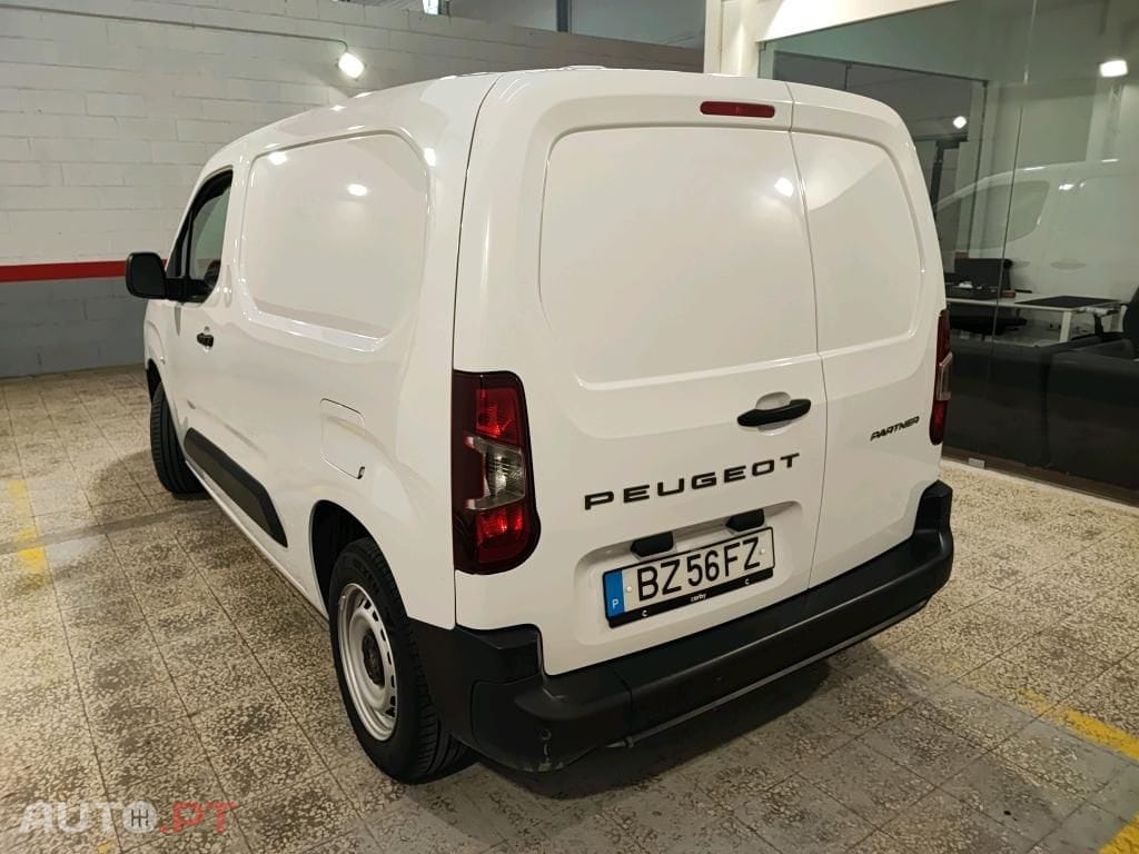 Peugeot Partner PARTNER 1.5 BlueHDi M Standard