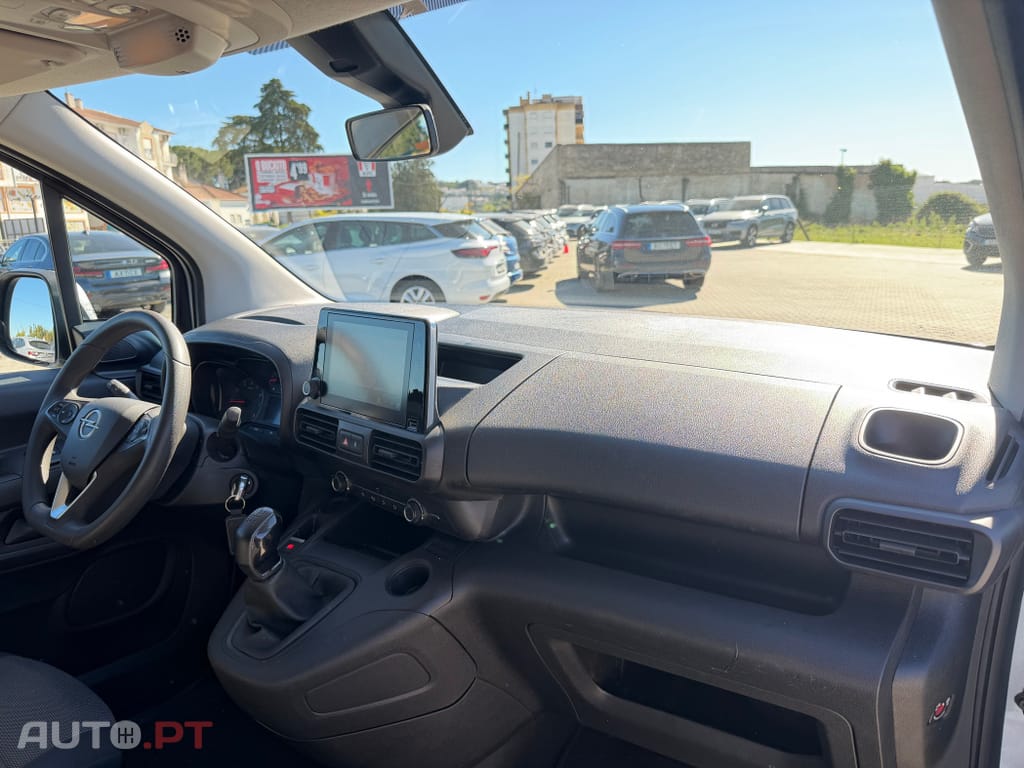 Opel Combo 1.5 CDTi L2H1 Essentia