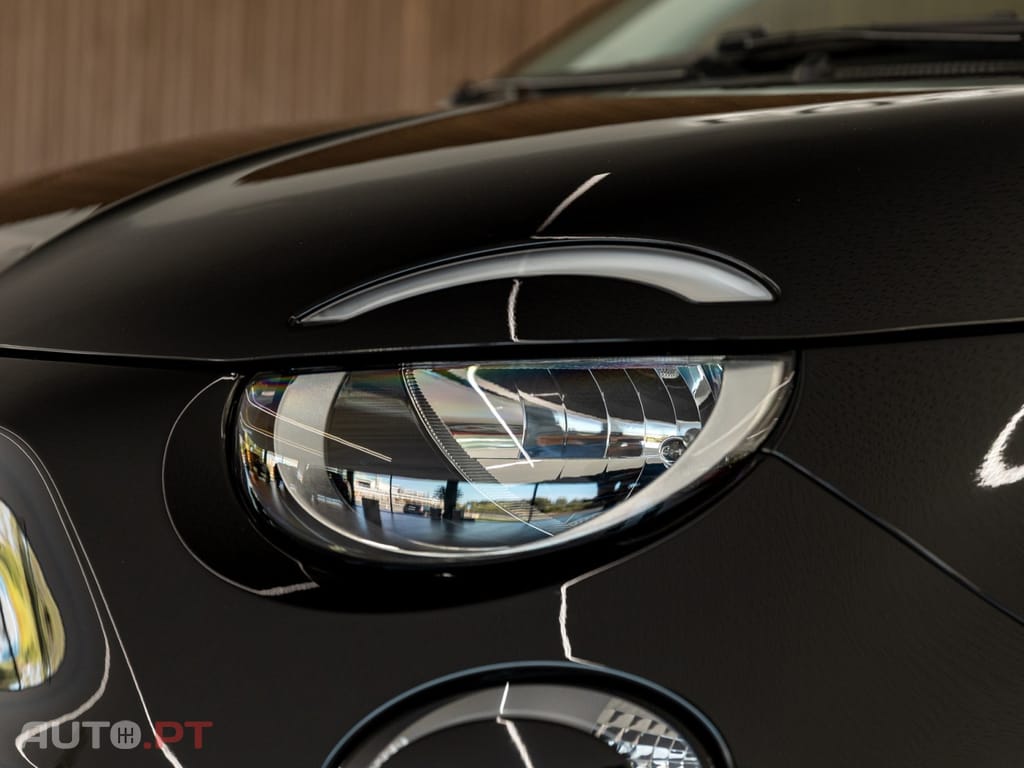 Fiat 500e 3+1 42 kWh