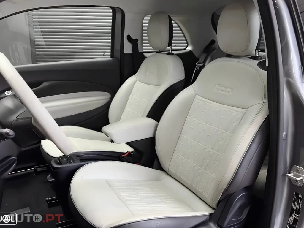 Fiat 500e La Prima