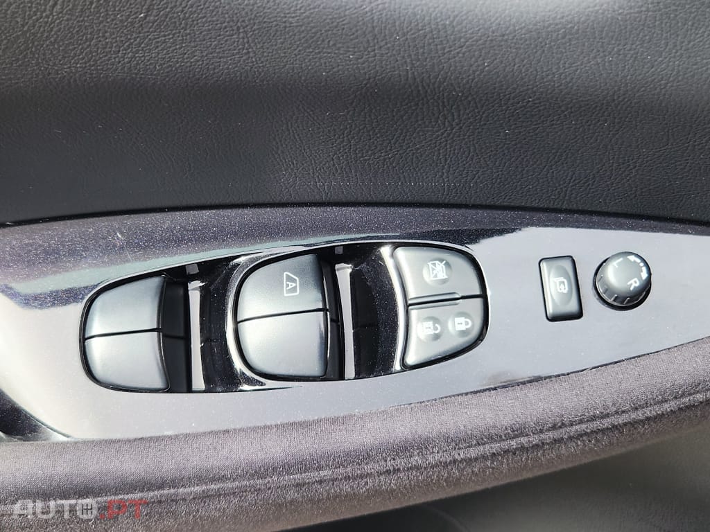 Nissan Leaf 30 kWh (c/ Bateria) Visia