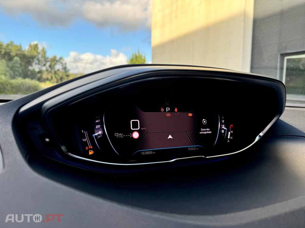 Peugeot 3008 1.5 BlueHDi GT EAT8