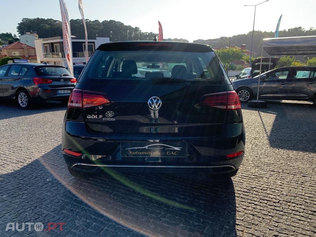 Volkswagen Golf 1.6 TDI Highline