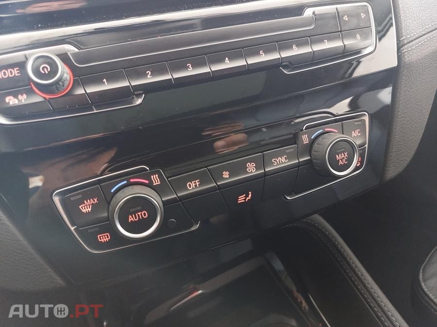 BMW X2 18 d sDrive Auto
