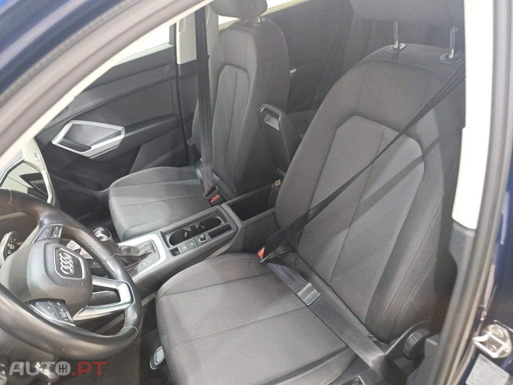 Audi Q3 35 TDI S line S tronic