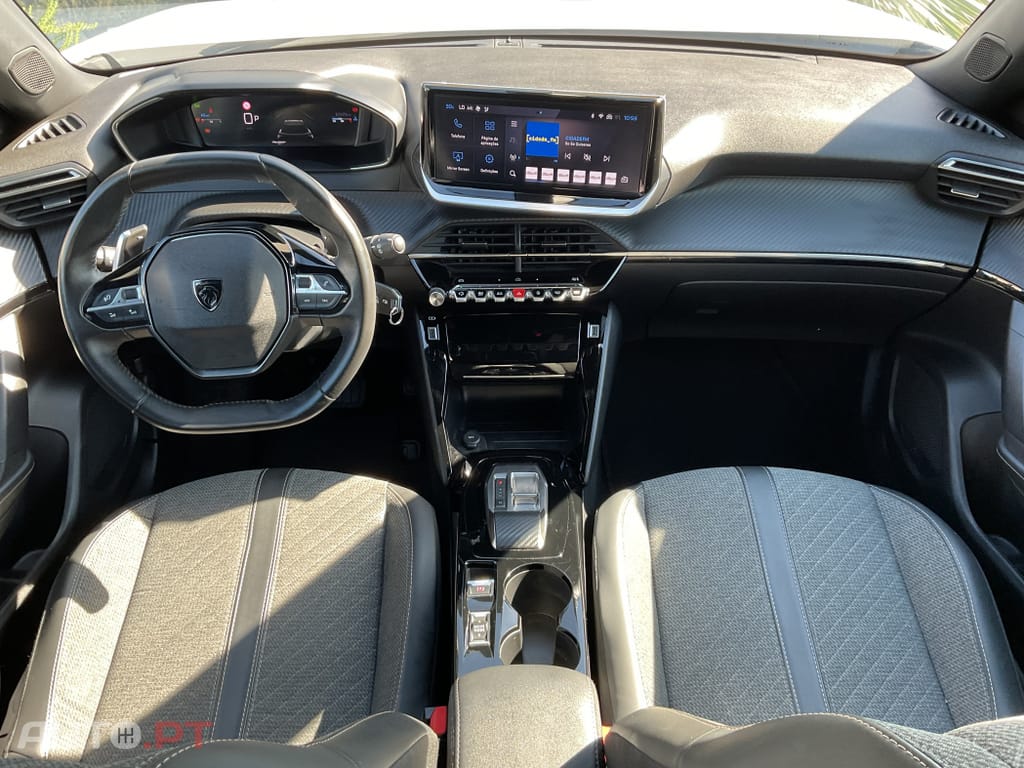 Peugeot 2008 1.2 PureTech Allure Pack