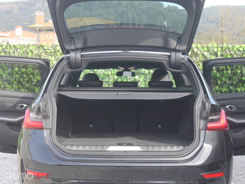 BMW 320 e Corporate Edition Auto