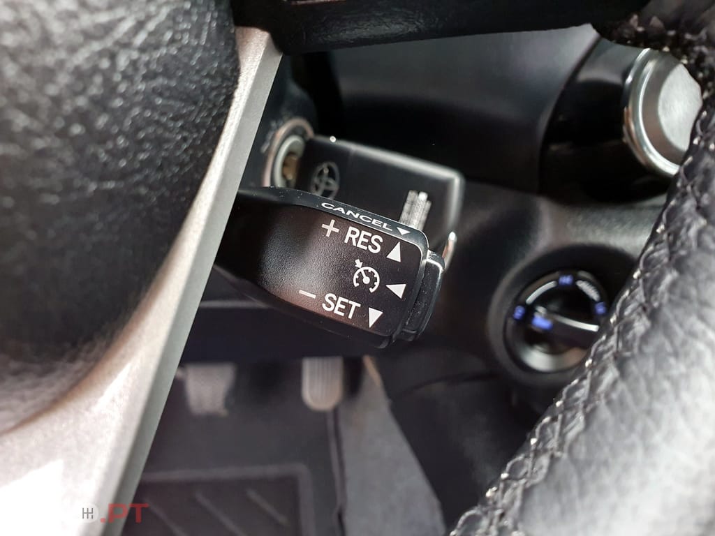 Toyota Hilux 2.4 D-4D 4WD CD CM