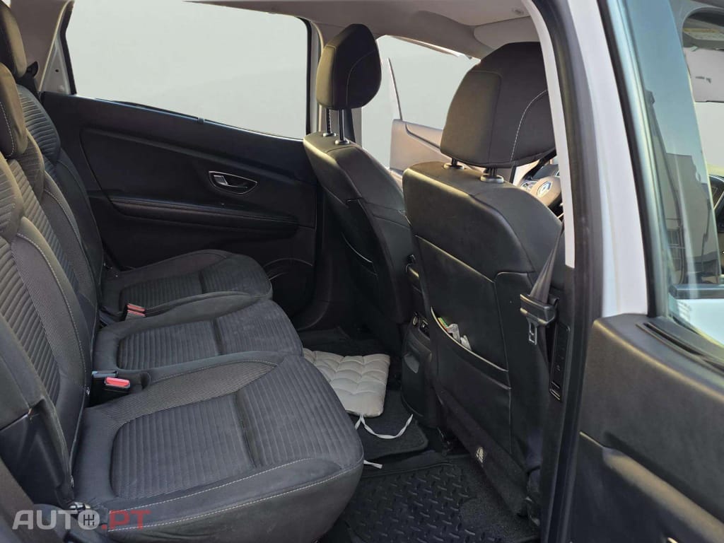 Renault Grand Scénic ENERGY dCi 110 EDC Intens