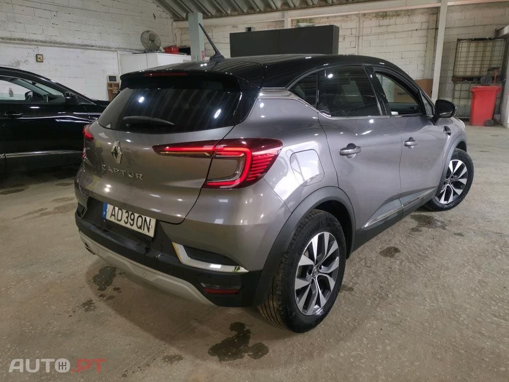 Renault Captur 1.0 TCe Exclusive Bi-Fuel