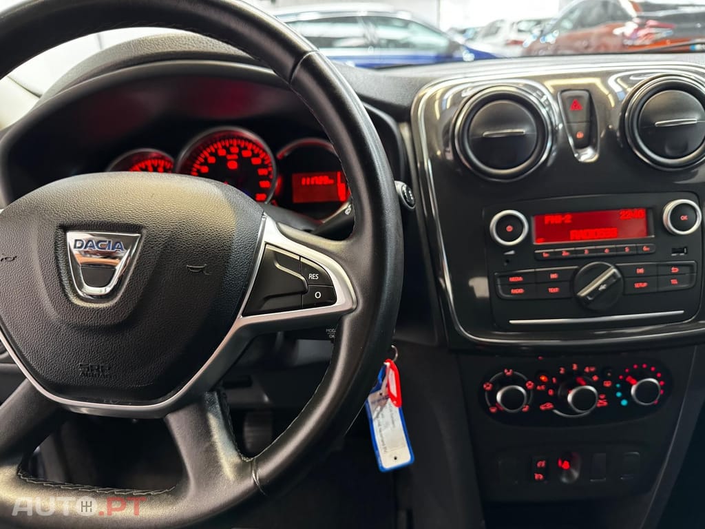 Dacia Sandero 1.0 SCe Essential