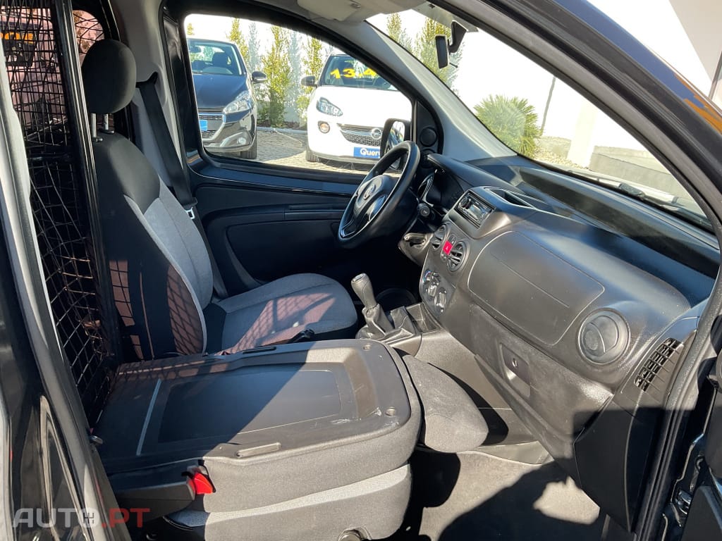 Fiat Fiorino 1.3 M-jet Adventure com 1GD
