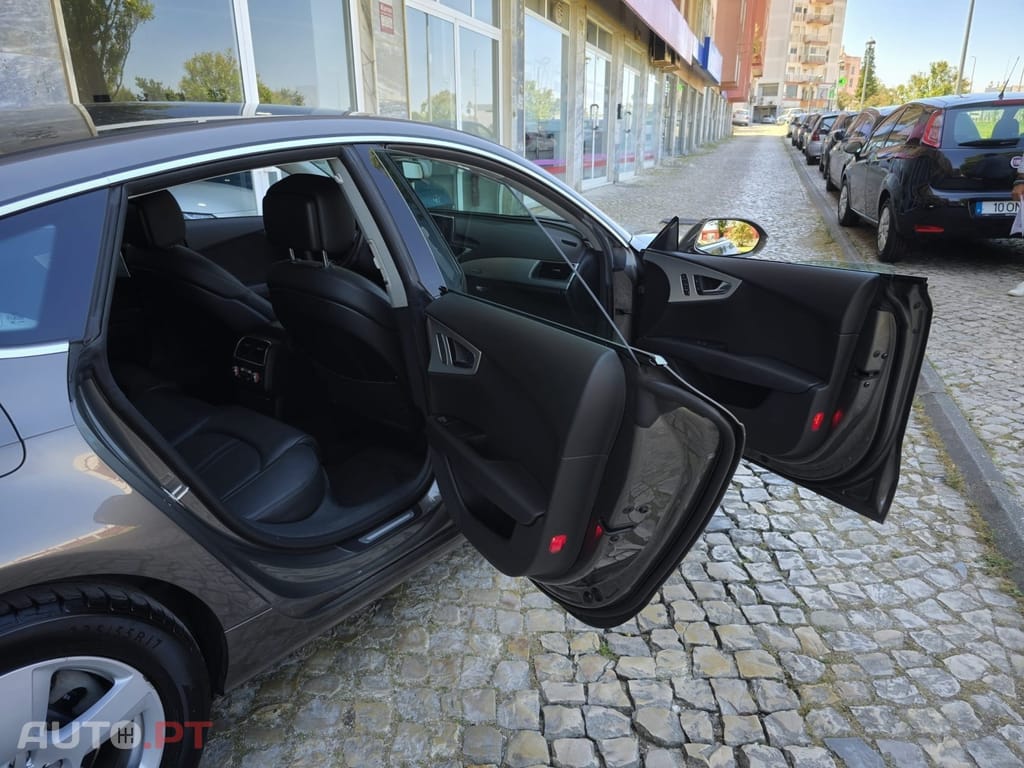Audi A7 3.0 TDI V6 quattro S tronic