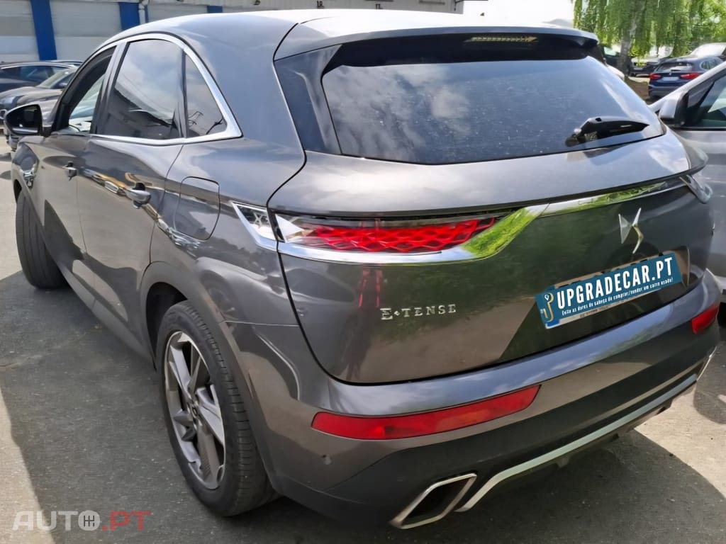 DS DS7 Crossback E-Tense Bastille+ EAT8
