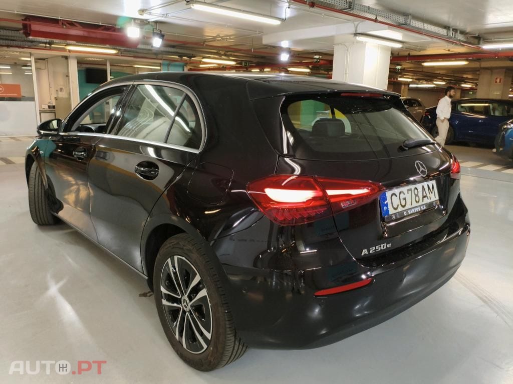 Mercedes-Benz A 250 e