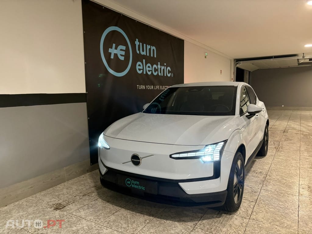 Volvo EX30 69 kWh Single Motor Extended Range Core