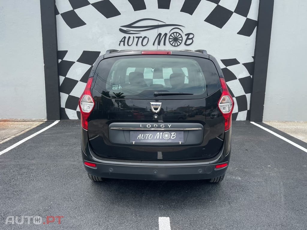 Dacia Lodgy 1.5 Blue dCi Stepway 7L