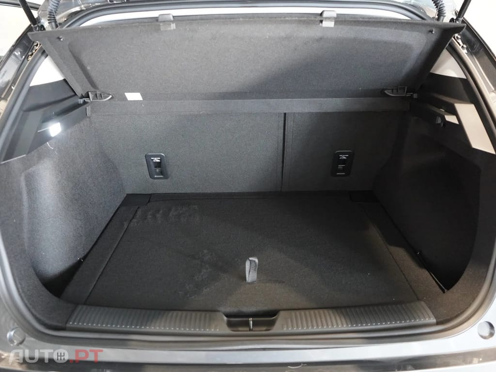 MG MG4 64 kWh Luxury