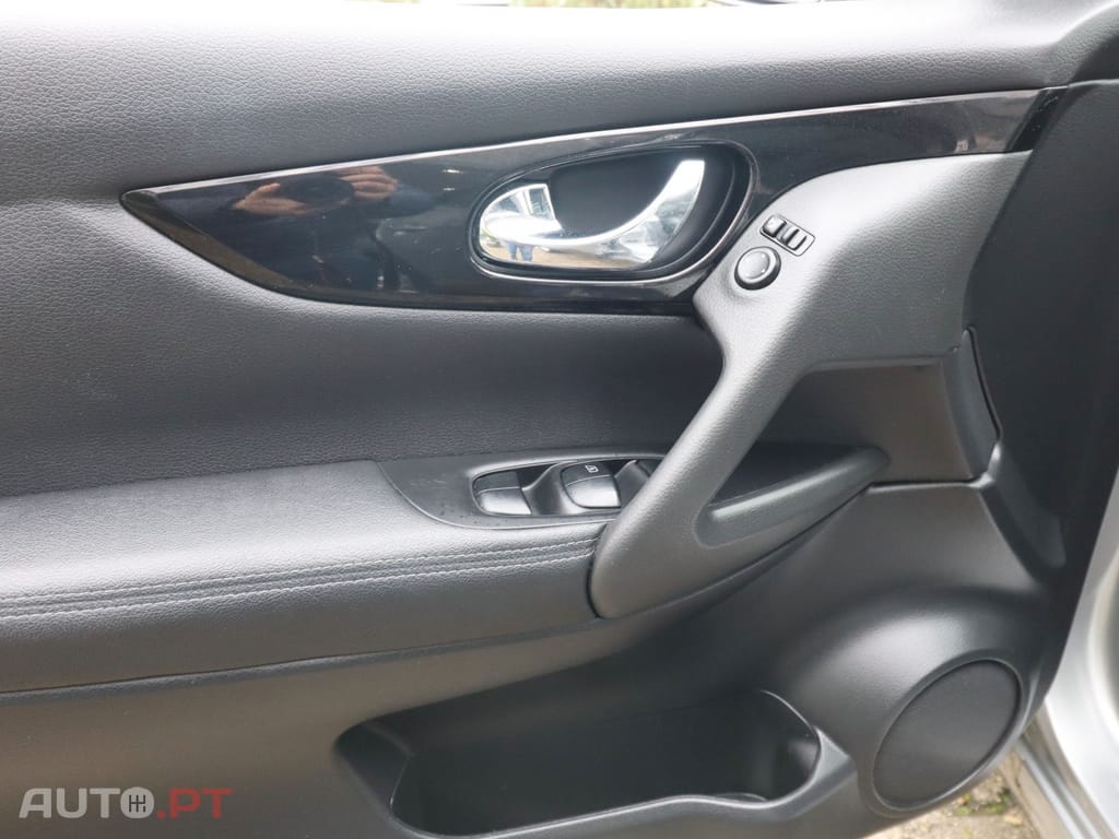 Nissan Qashqai 1.5 dCi N-Connecta