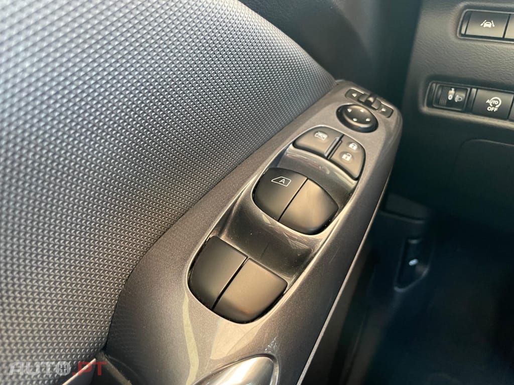 Nissan Juke 1.0 DIG-T N-Connecta