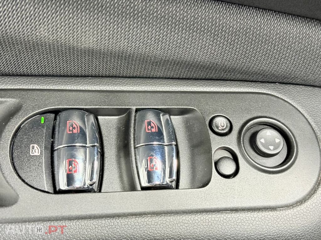 MINI Clubman One D