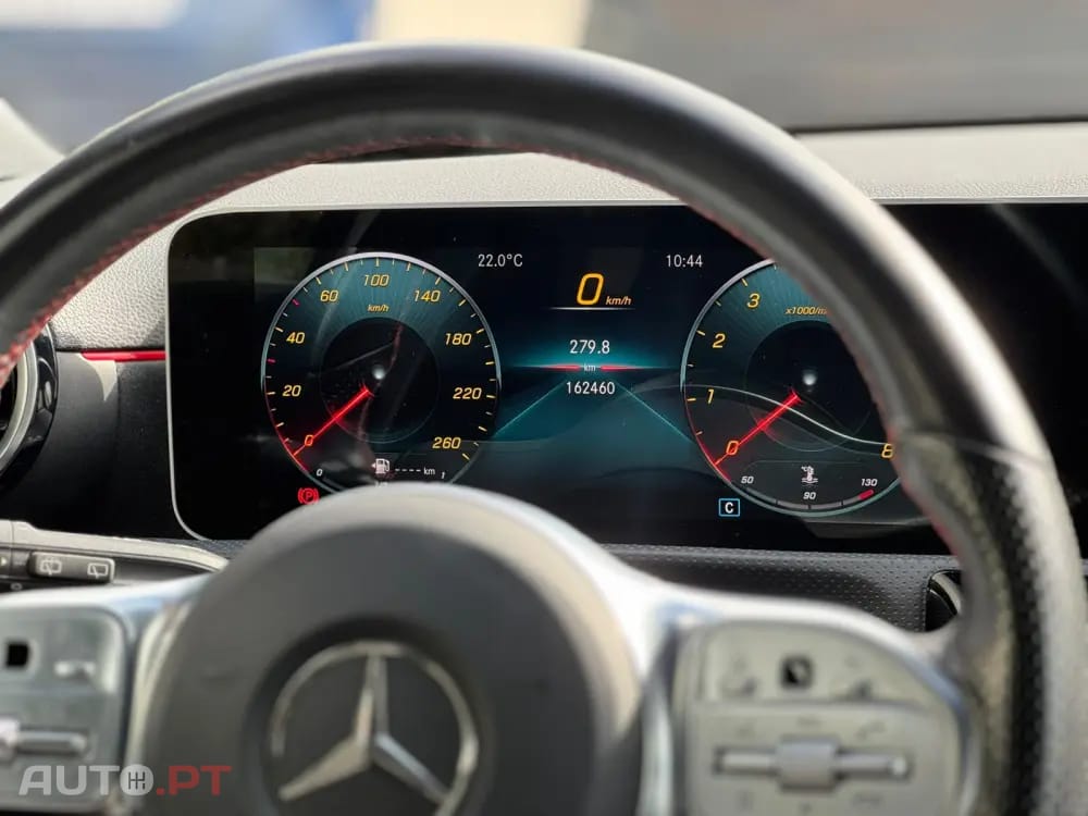Mercedes-Benz A 180 AMG Line