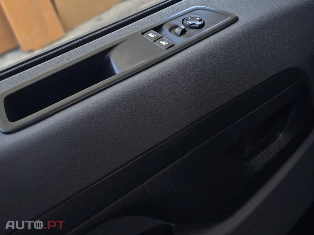 Peugeot Expert 2.0 BlueHDi L2H1 PREMIUM STANDARD