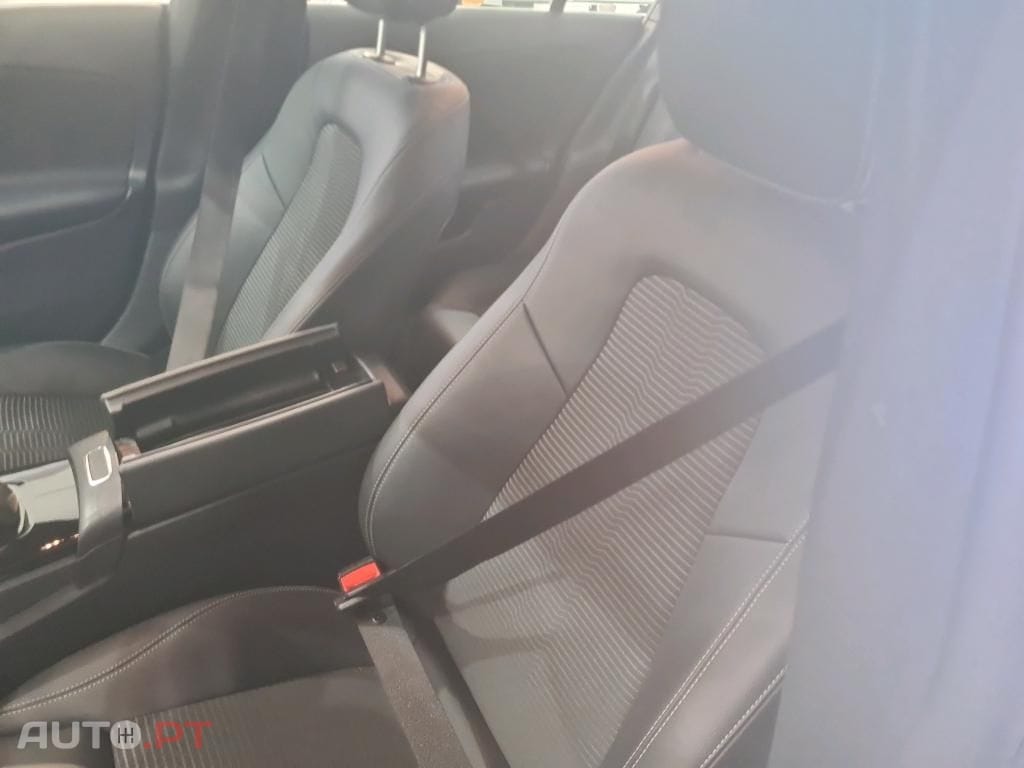 Mercedes-Benz A 250 e Style Plus