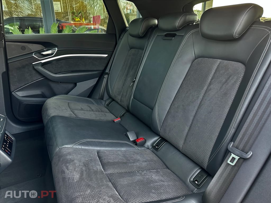 Audi E-Tron 55 quattro S line