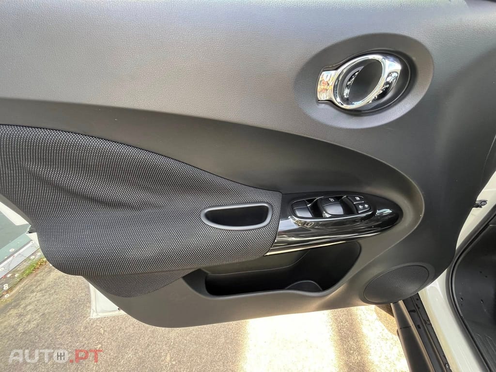 Nissan Juke 1.2 DIG-T Acenta Nissan Connect