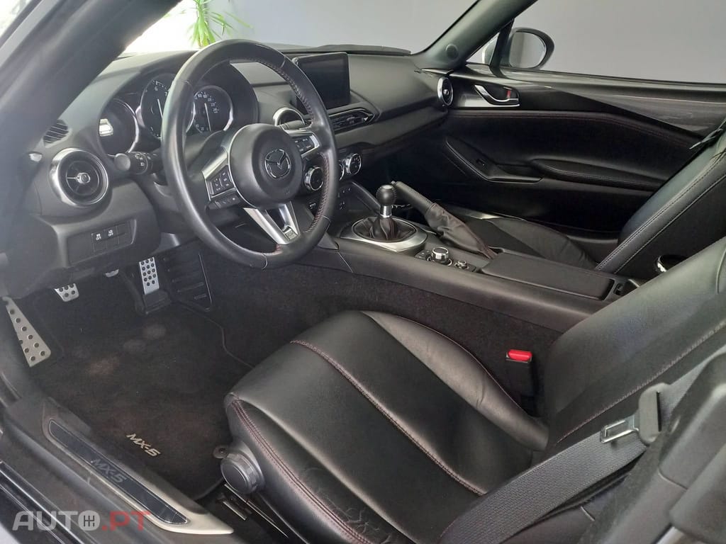 Mazda MX-5 1.5 RF Sky-G Excellence Navi