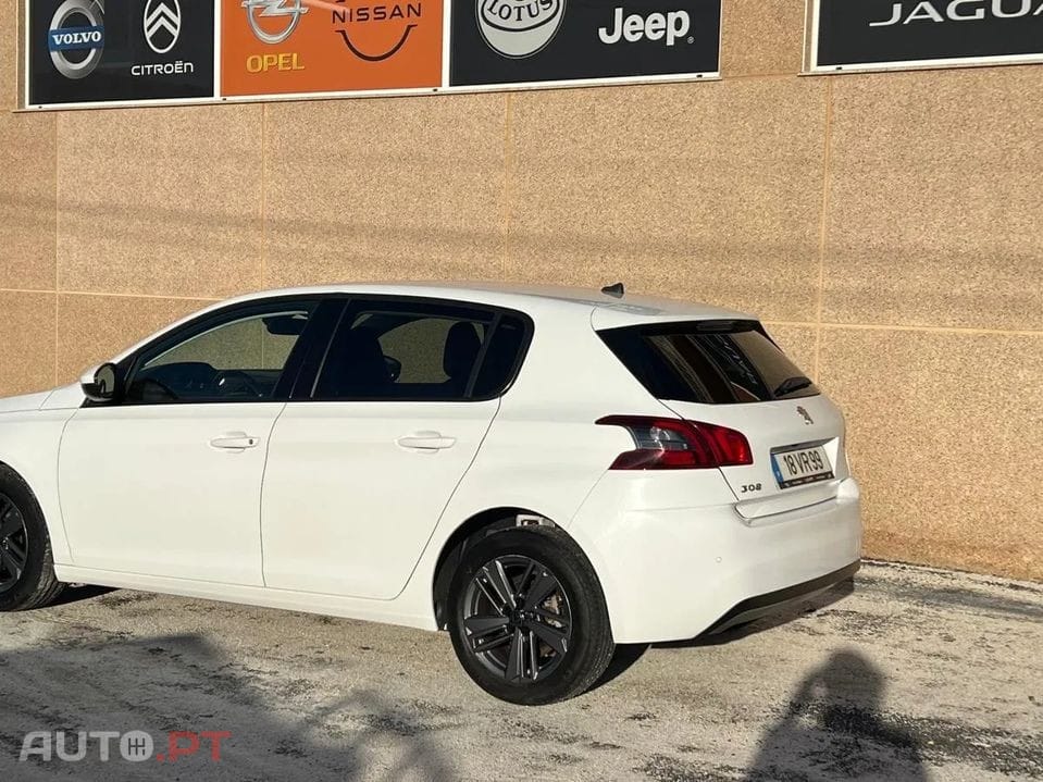 Peugeot 308 1.5 BlueHDi Allure Pack