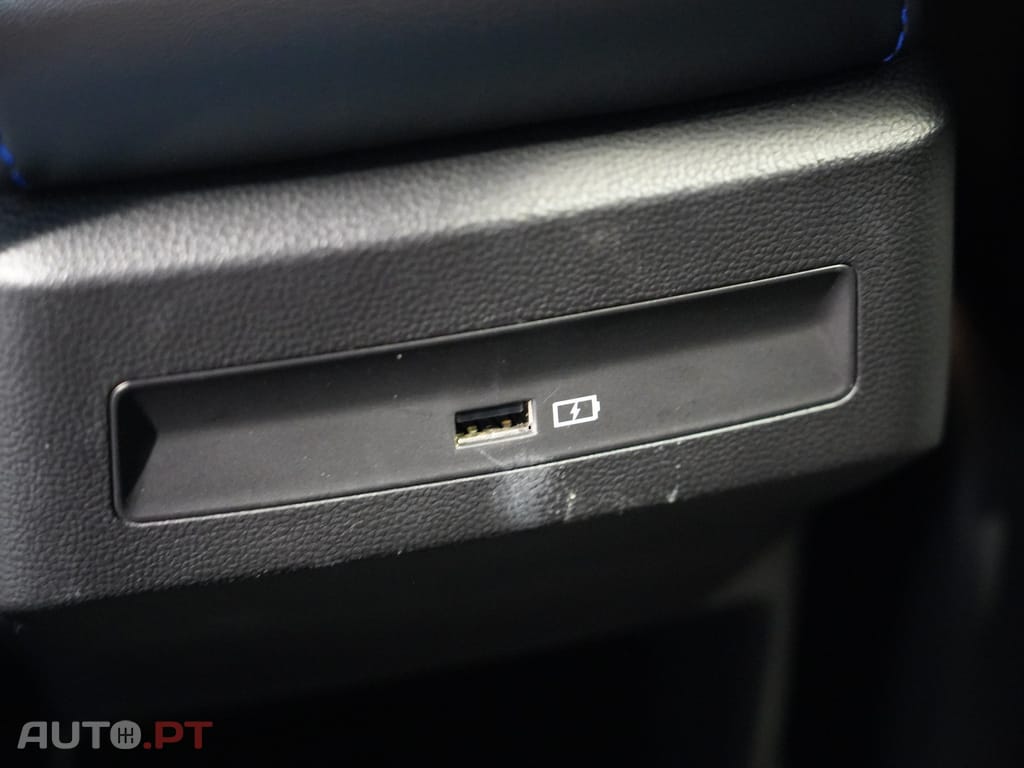 MG MG4 64 kWh Luxury