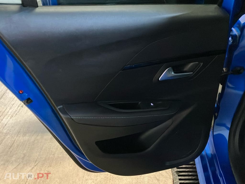 Peugeot E-208 50 kWh Allure