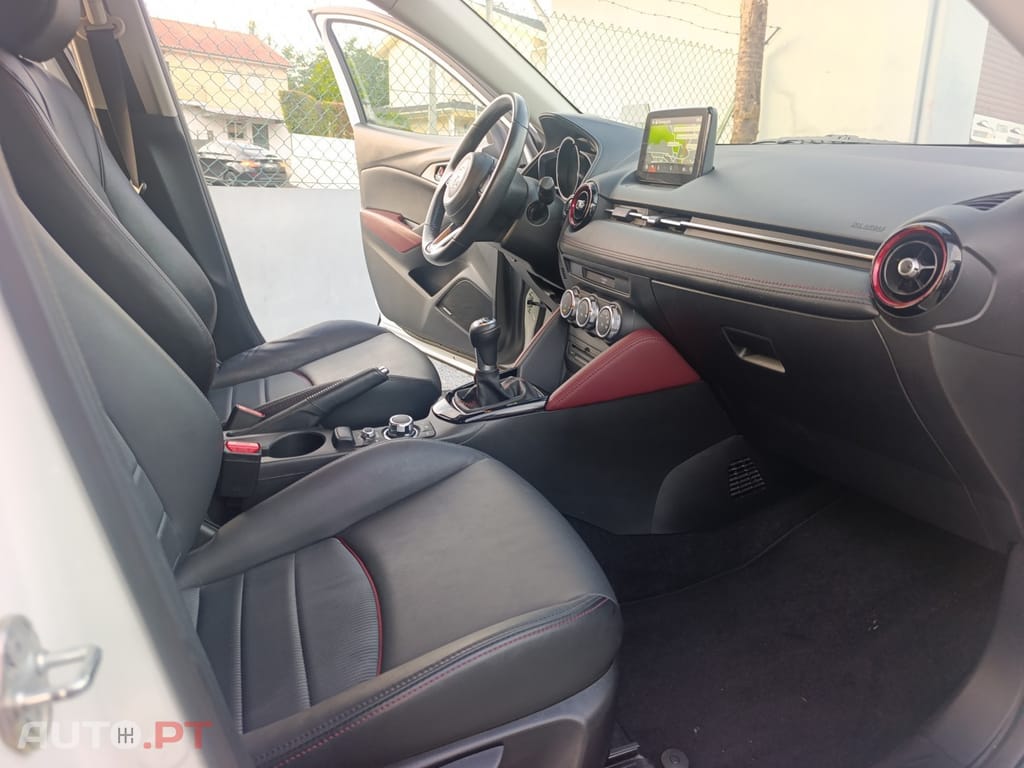Mazda CX-3 1.5 Sky.Special Edition Navi