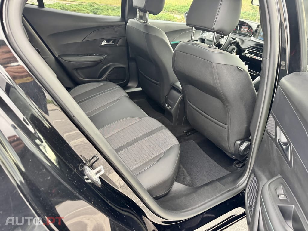 Peugeot 2008 1.5 BlueHDi Allure